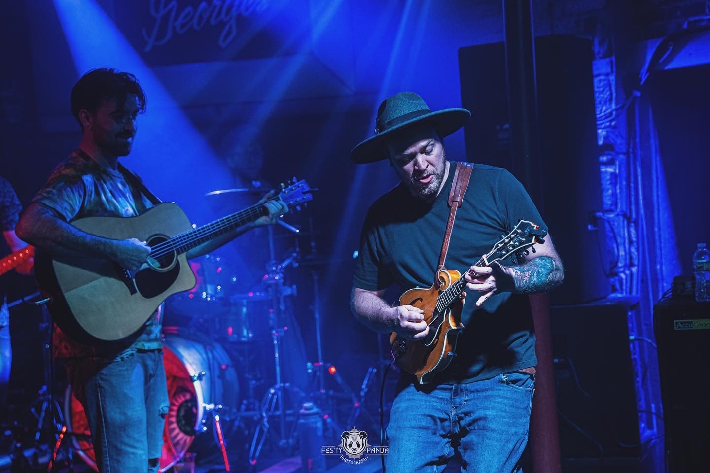 Charlie Mellinger live photo