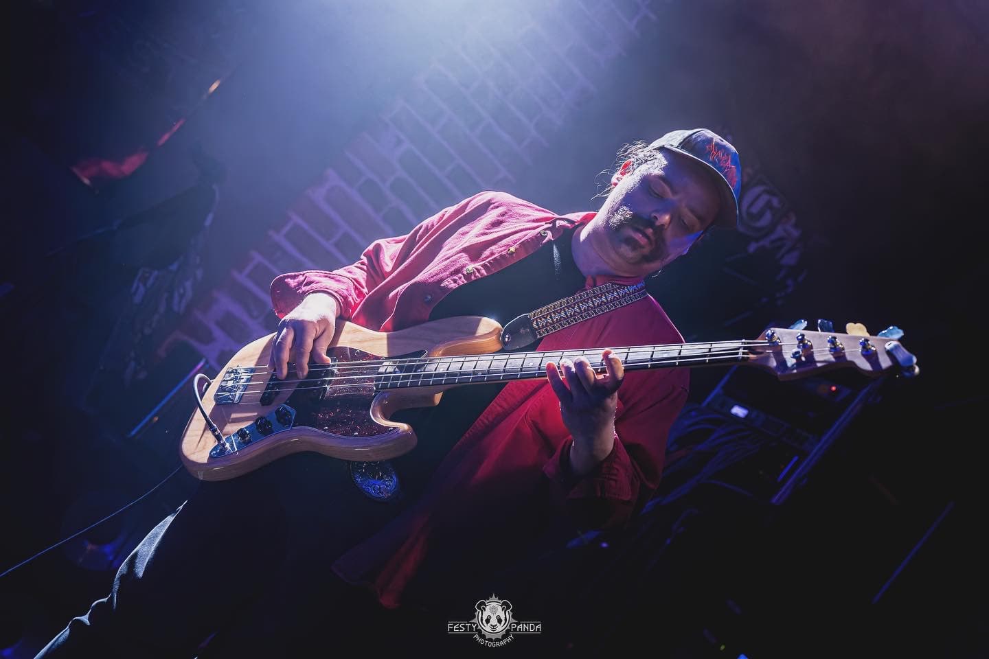 Charlie Mellinger live photo